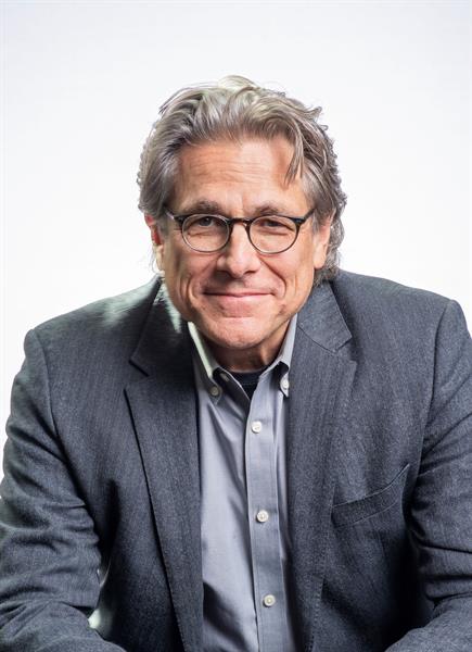 Dennis Photo.jpg